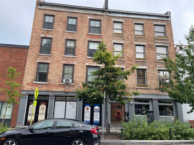 Building Photo - 323 E Water St