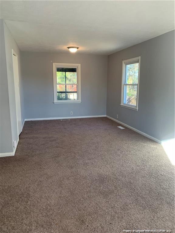 Building Photo - 454 Waterbury Dr