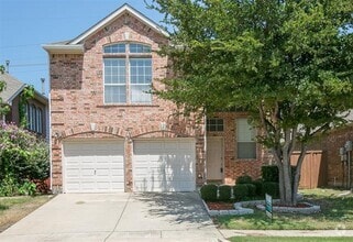Building Photo - 511 Poplar Ln