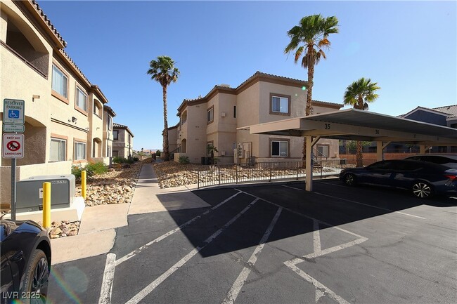 Building Photo - 8725 W Flamingo Rd