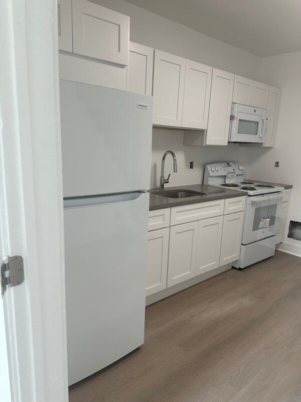 Foto principal - 243 Ward Ave