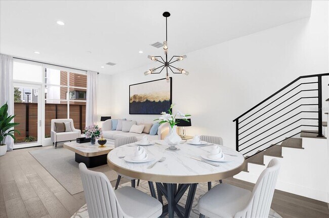 Foto del edificio - 1776 Mondrian Cir