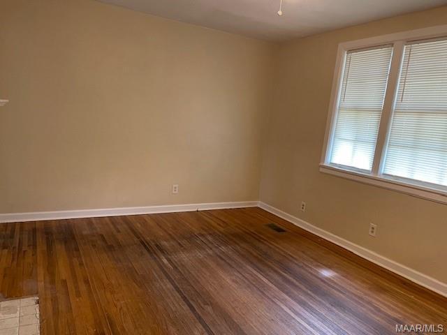 Foto del edificio - 121 Oak Forest Dr
