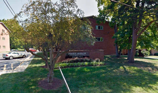 Building Photo - Ferris Manor