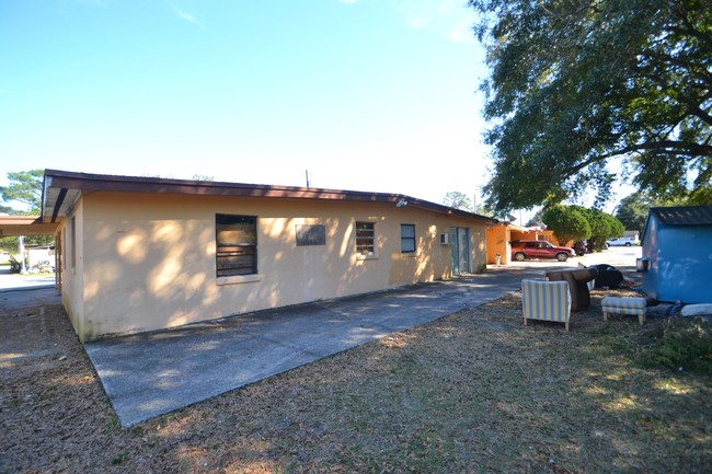Building Photo - Calypso Apartments