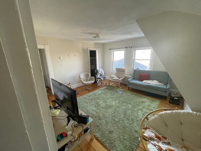 Building Photo - 16 Fairmount St