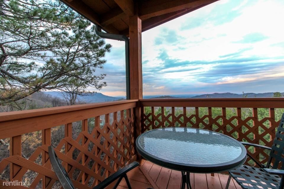 Foto principal - 2488 Black Bear Ridge Way