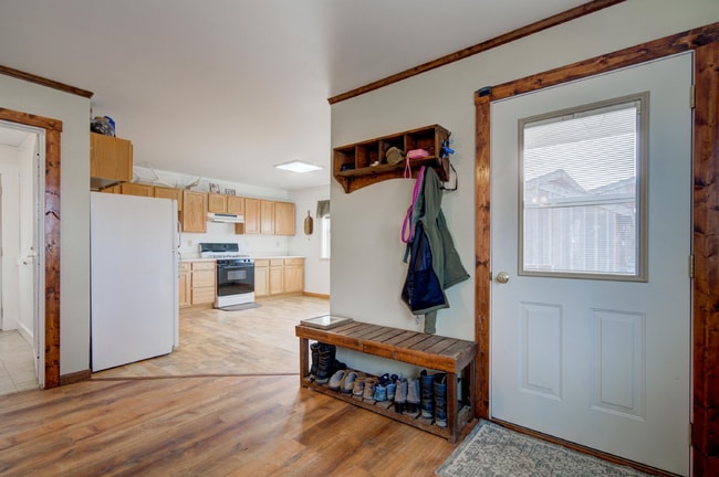 Building Photo - Comfort, Character & Extra Space