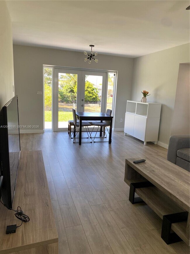 Foto del edificio - 11121 SW 46th St