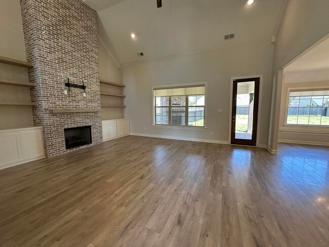 Building Photo - 5170 Saffron Spg Rd