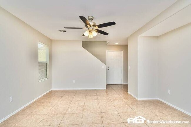 NEWLY RENOVATED!!! 3 bed 2 bath Ready for ... photo'