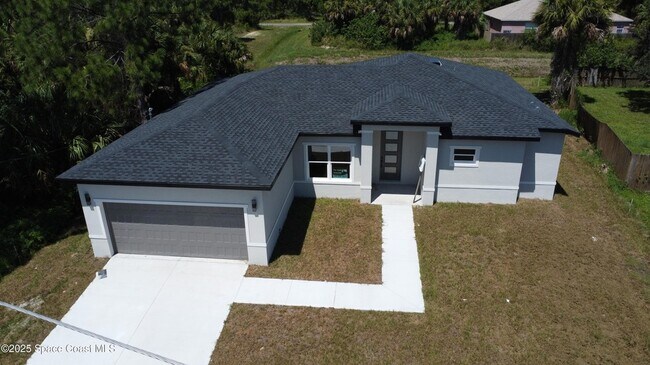 Building Photo - 2862 Pomello Ave SW