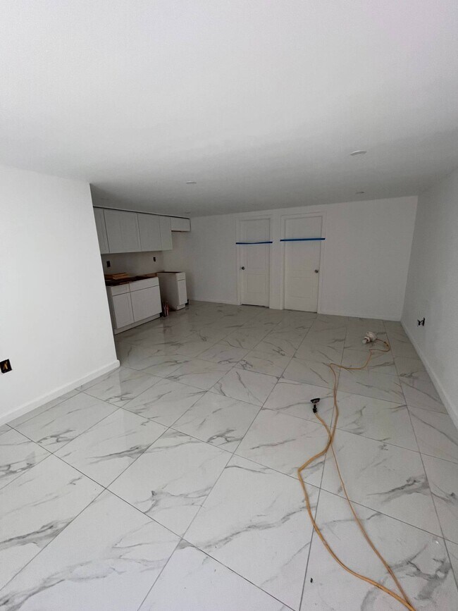 Foto del edificio - 2832 W 15th St