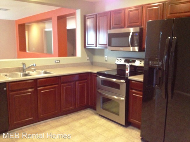 Building Photo - 6395 S Sunrise Valley Dr