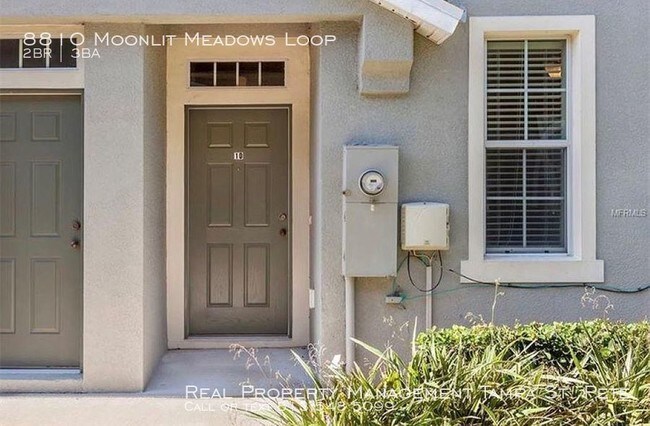 Foto del edificio - 8810 Moonlit Meadows Loop