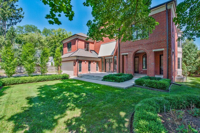 Foto del edificio - 200 Aspen Rd