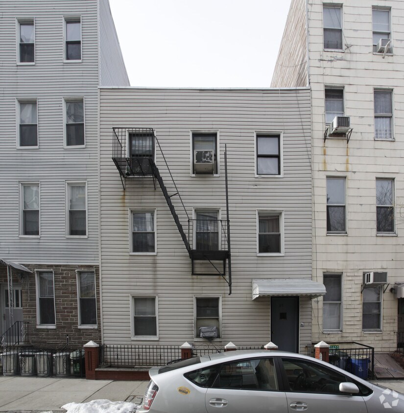 Building Photo - 313 Eckford St