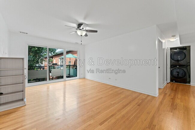 Foto del edificio - 6429 N Damen Ave