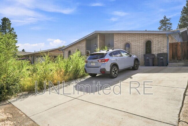 Foto del edificio - 1811 N Meadow Lark Dr