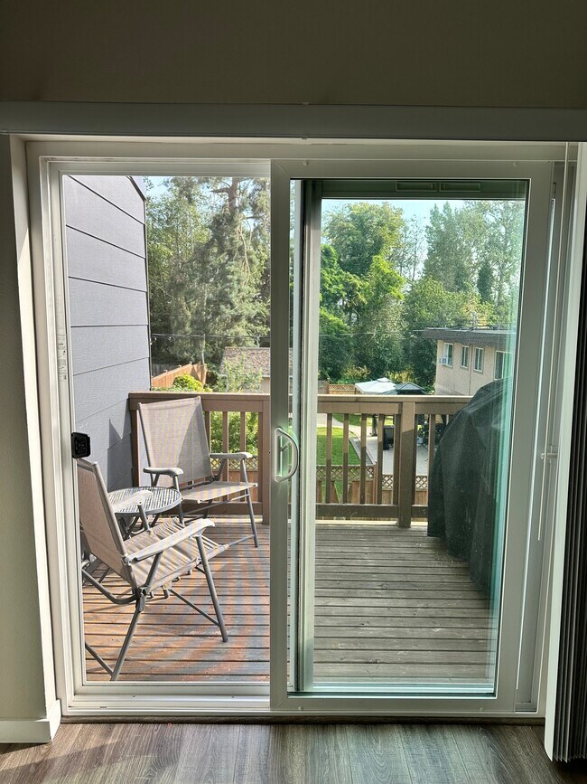 Foto del edificio - 15113 40th Ave W