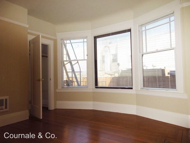 Building Photo - 2386-2390 Lombard St