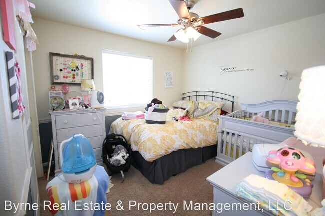 Building Photo - 4 br, 3 bath House - 7219 Red Cardinal Loop
