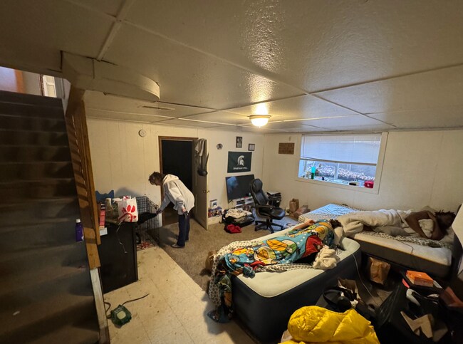 Building Photo - 1003 Ann St