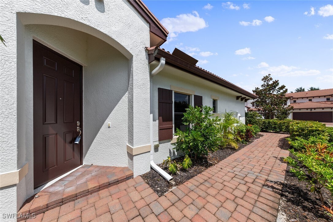 Building Photo - 7884 Bristol Cir