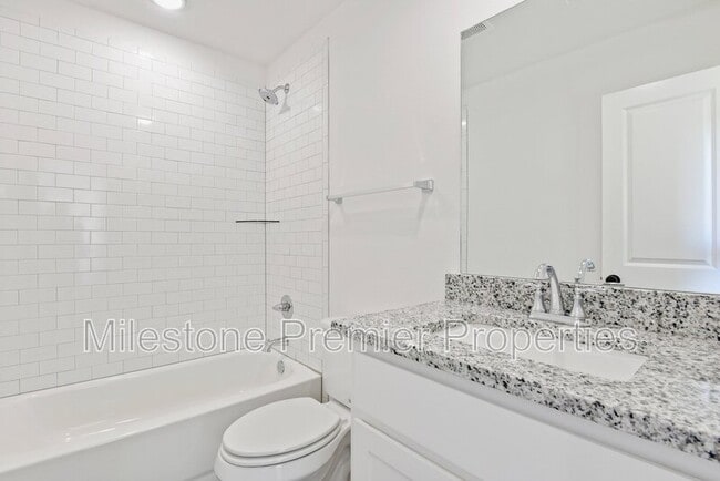 Foto del edificio - 601-603 W Johnson St