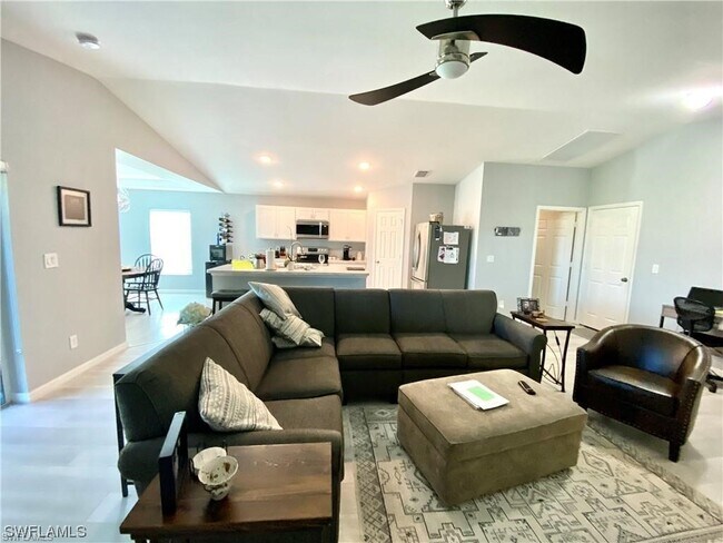 Foto del edificio - 1427 NE 33rd Terrace