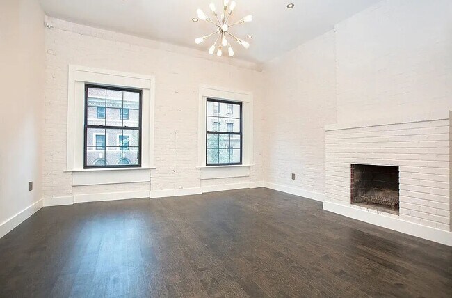 Building Photo - East 39th Street