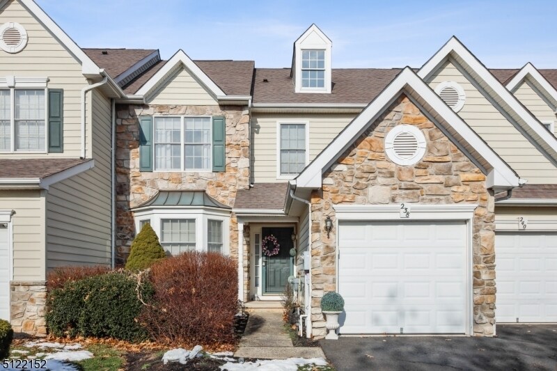 Foto principal - 238 Patriot Hill Dr