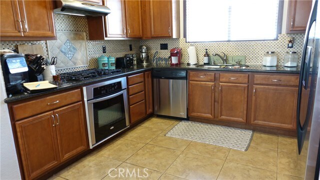 Foto del edificio - 33953 Lily Rd