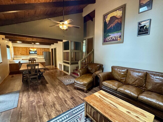 Foto del edificio - 19380 Pleasantview Dr