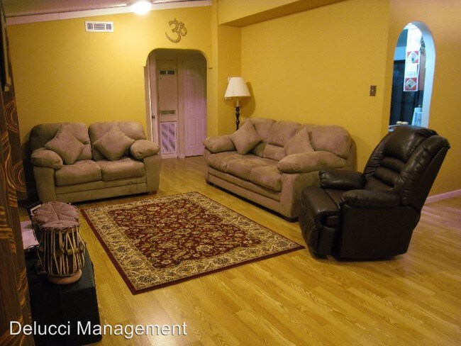 Building Photo - 10410 Wunderlich Dr