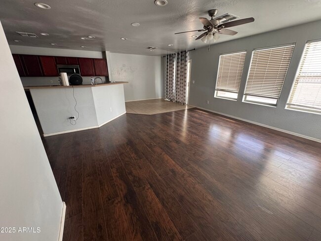 Building Photo - 6409 W Orchid Ln