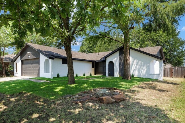 Foto del edificio - 3808 Yellowstone Pl