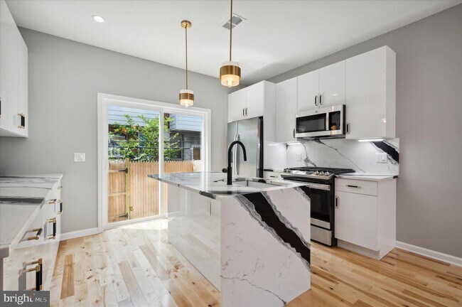 Foto del edificio - 1532 S 31st St