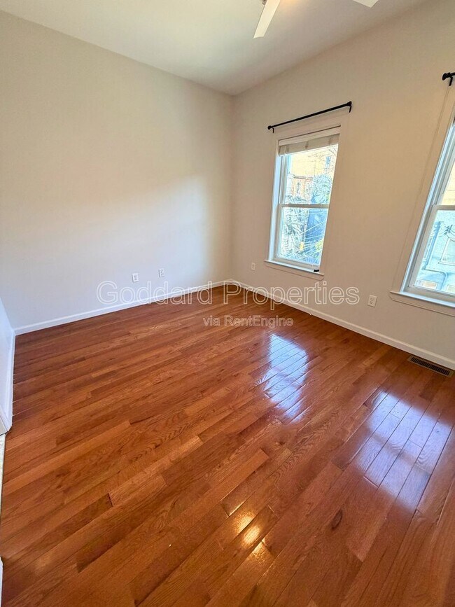 Foto del edificio - 12 E 22nd St