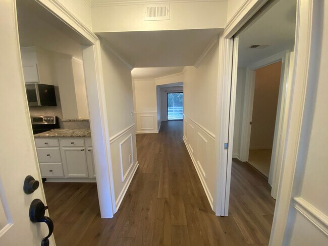 Building Photo - Atlantic Drive Condo