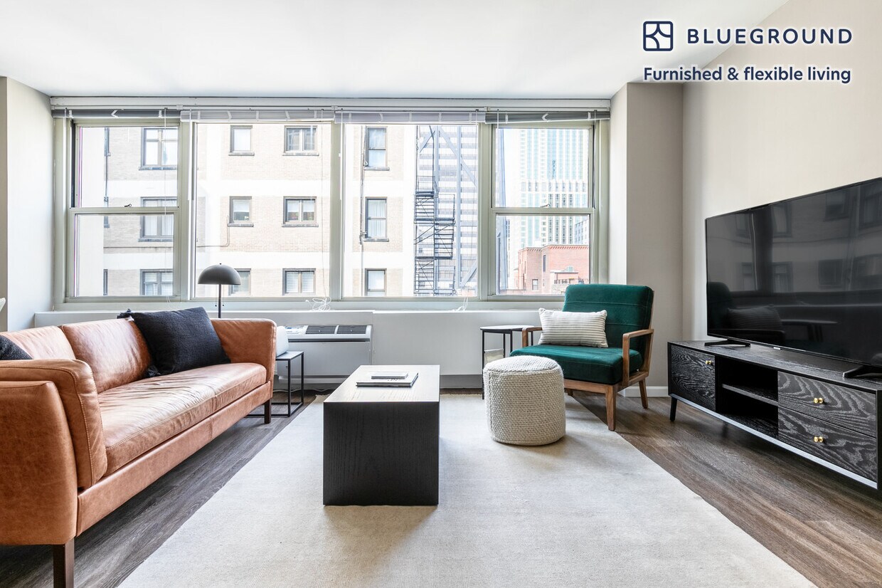 Foto principal - 860 N Dewitt Pl