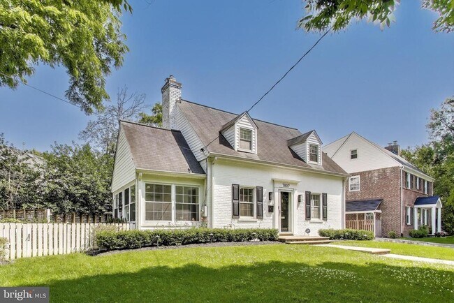 Building Photo - 7807 Glenbrook Rd