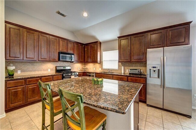 Foto del edificio - 2129 Westfalian Trail