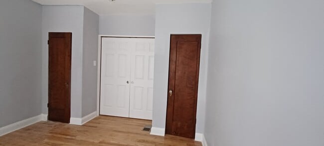 Building Photo - 7307 S Bennett Ave