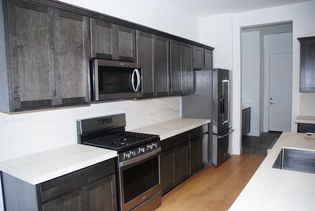 Foto del edificio - Beautiful Toll Brothers 3BR, 3Bath, 2Car Home in South Reno