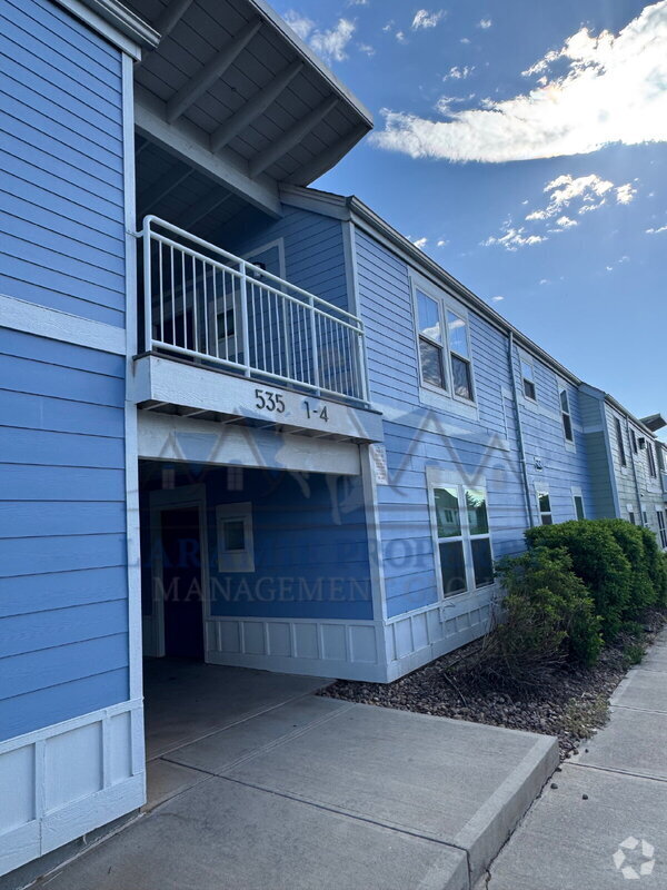 Building Photo - 535 Mitchell St