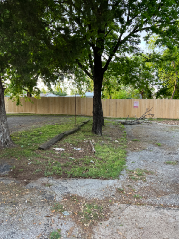 Building Photo - 2209 Mouser Ln