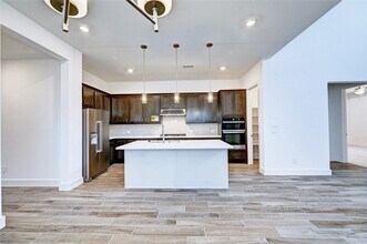 Building Photo - 7302 New Pecan Dr