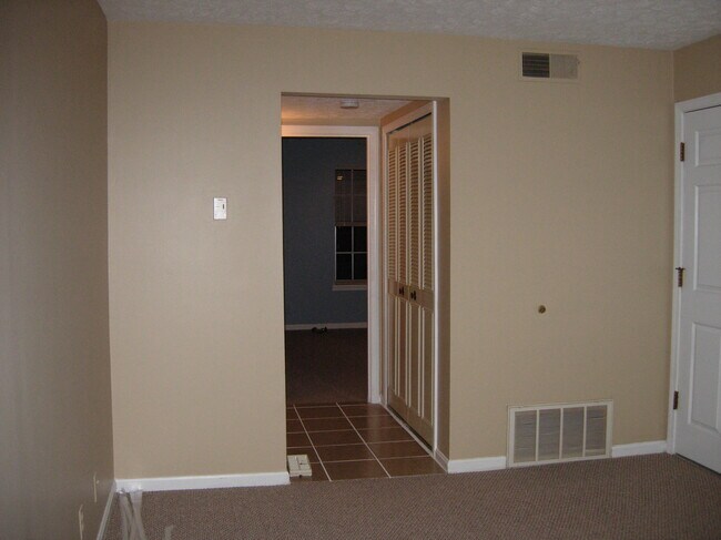 Bedroom - 102 Forest Ct