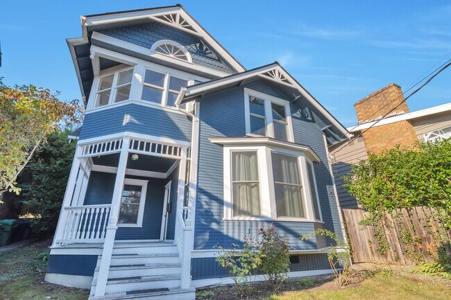 Foto del edificio - Victorian Classic in MT. Baker